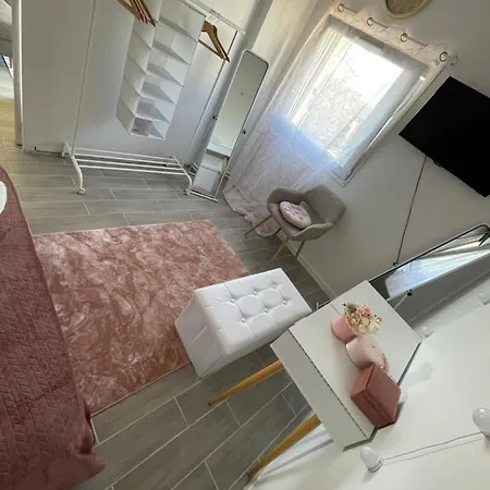 Chez Zeyna Quarto em Acomodações Particulares *